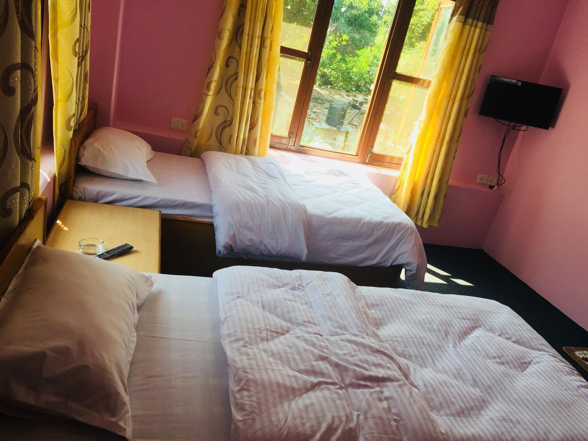 Obey Guest House Покхара Экстерьер фото
